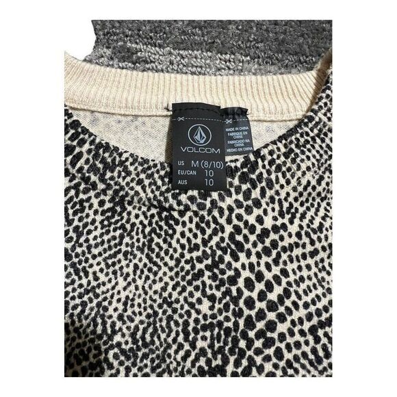VOLCOM Sweater Girls Youth Sz M (8-10) Over N Out Animal Print Crewneck NWT - Picture 5 of 16